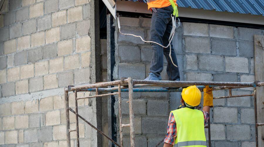Professional residential roofers in Holloway, OH